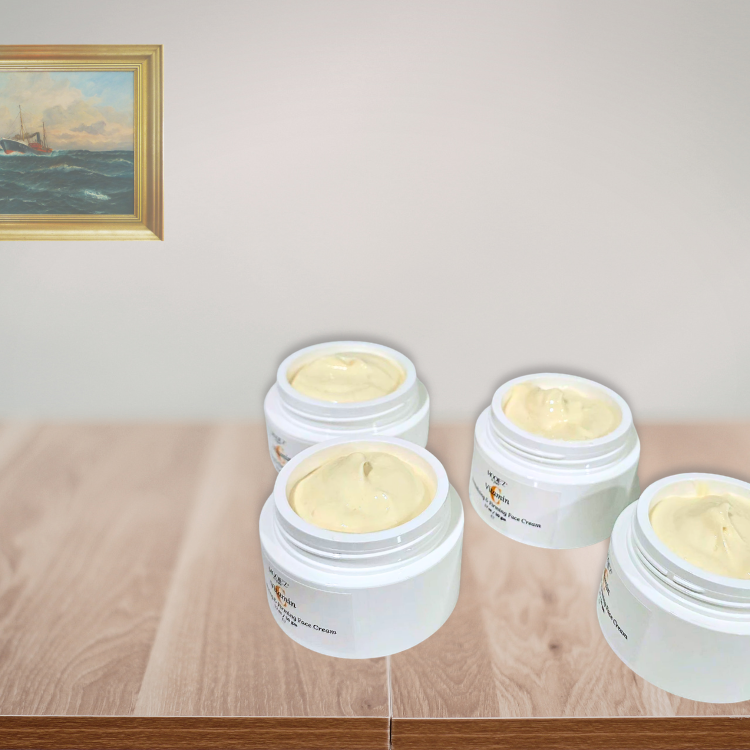 VITAMIN C Revitalizing & Firming Face Cream
