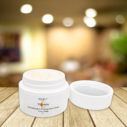 VITAMIN C Revitalizing & Firming Face Cream