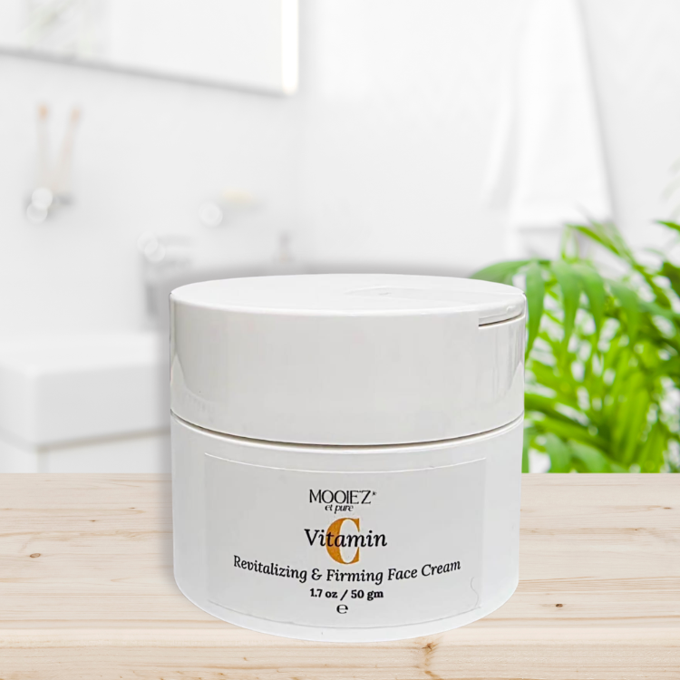 VITAMIN C Revitalizing & Firming Face Cream
